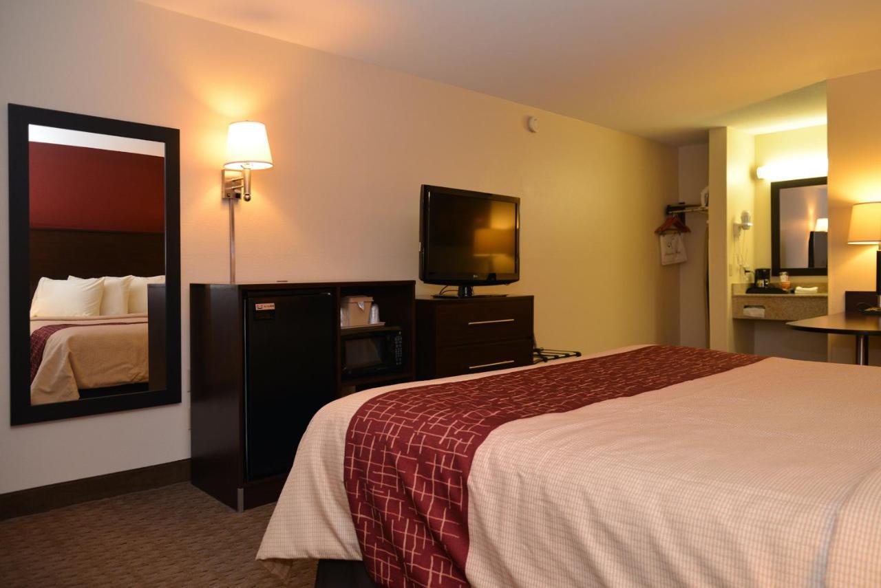 Red Roof Inn Cookeville - Tennessee Tech Buitenkant foto